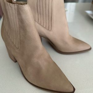 Steve Madden Shoes Womens 8.5 Chelsea Bootie Catreena Leather Pointy Block Heel